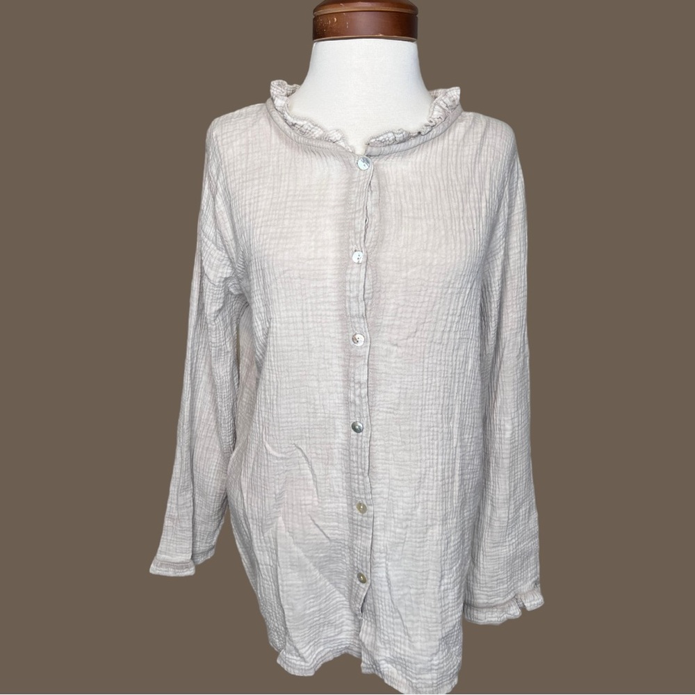 NWT Cobblestone Living Italian Gauzy Ruffle Top Size L/XL